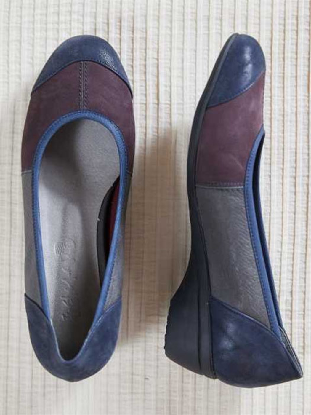 (리퍼상품) 조각장식 신발 KH32J004(K004)